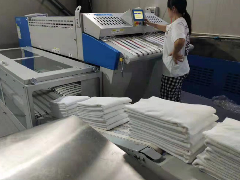 甘谷巾类折叠机-02